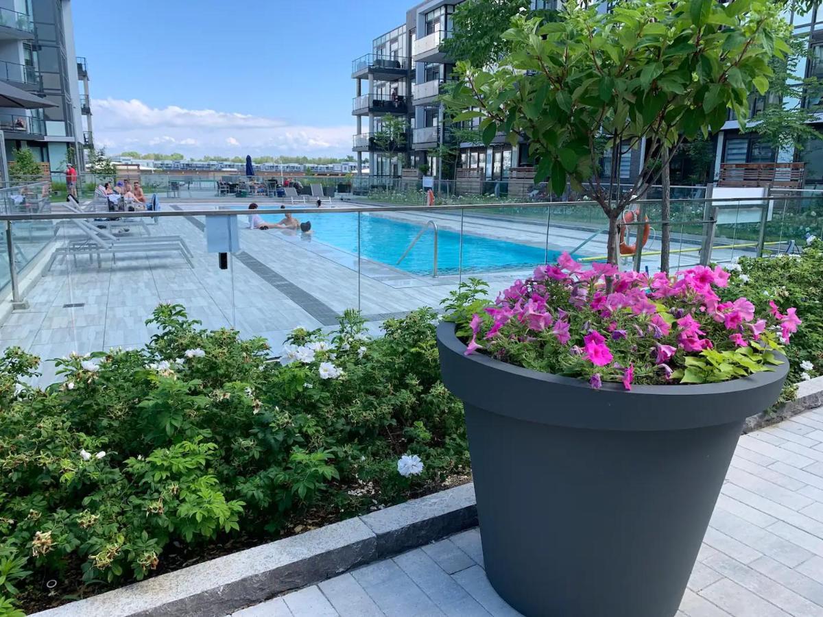 Innisfil Pet Friendly Condos At Friday Harbour מראה חיצוני תמונה