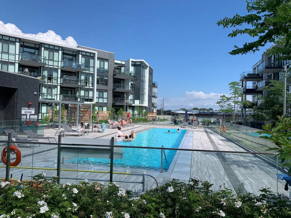 Innisfil Pet Friendly Condos At Friday Harbour מראה חיצוני תמונה