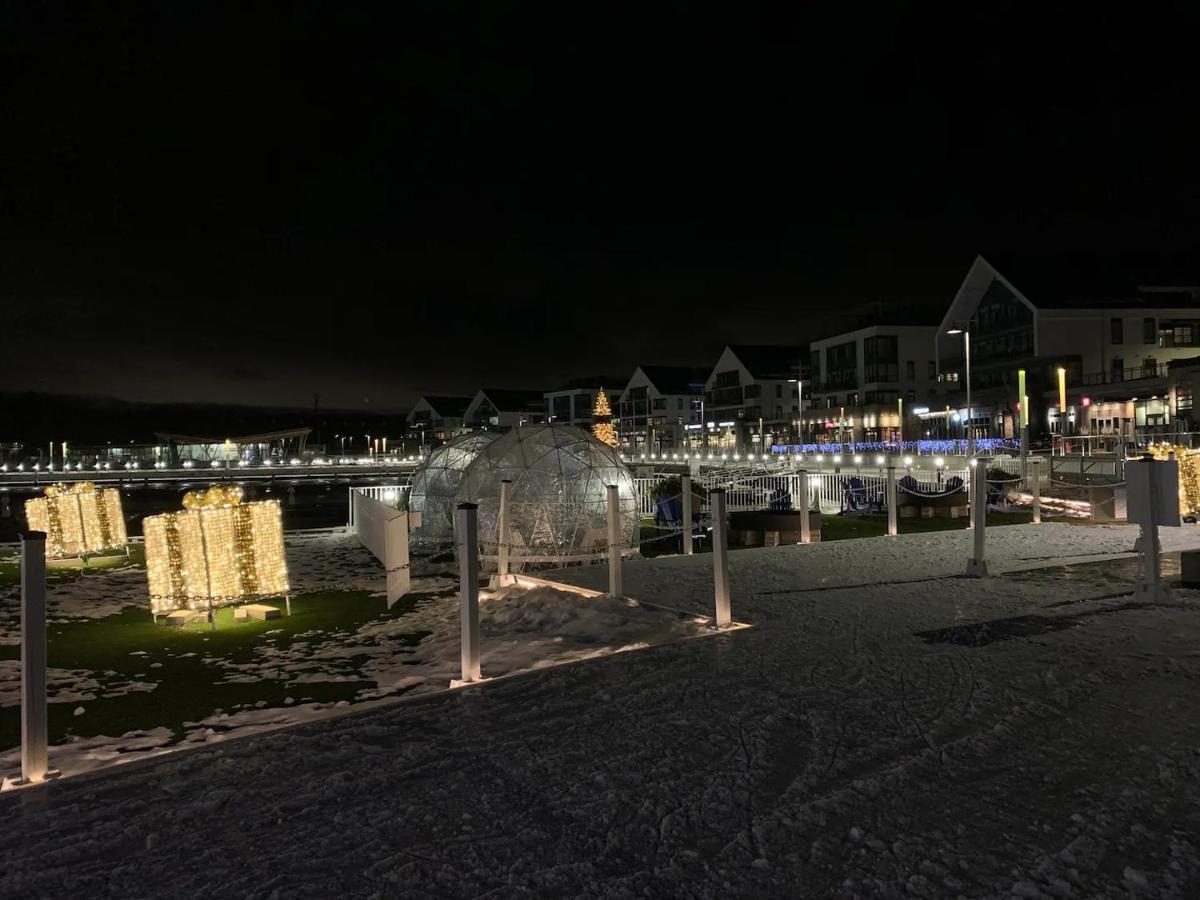 Innisfil Pet Friendly Condos At Friday Harbour מראה חיצוני תמונה