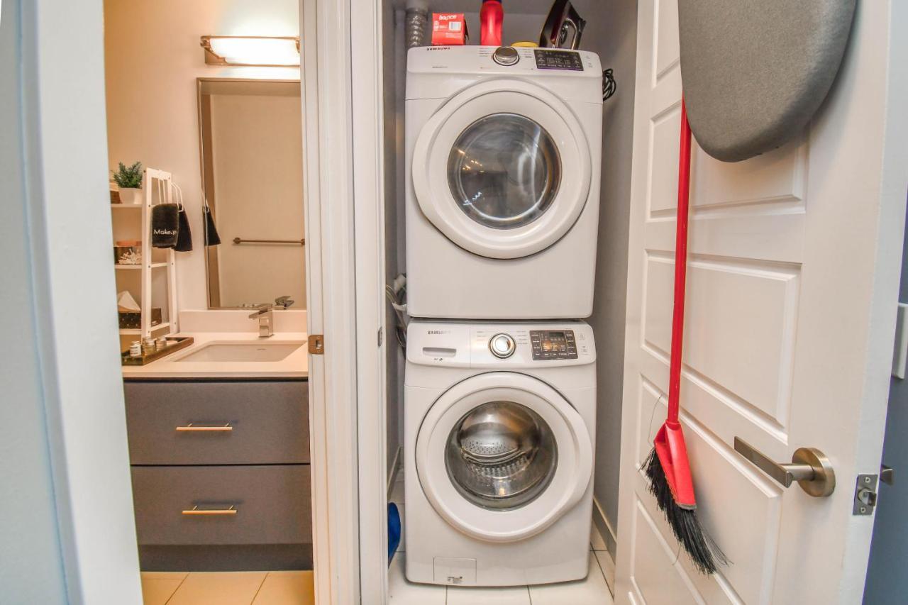 Innisfil Pet Friendly Condos At Friday Harbour מראה חיצוני תמונה