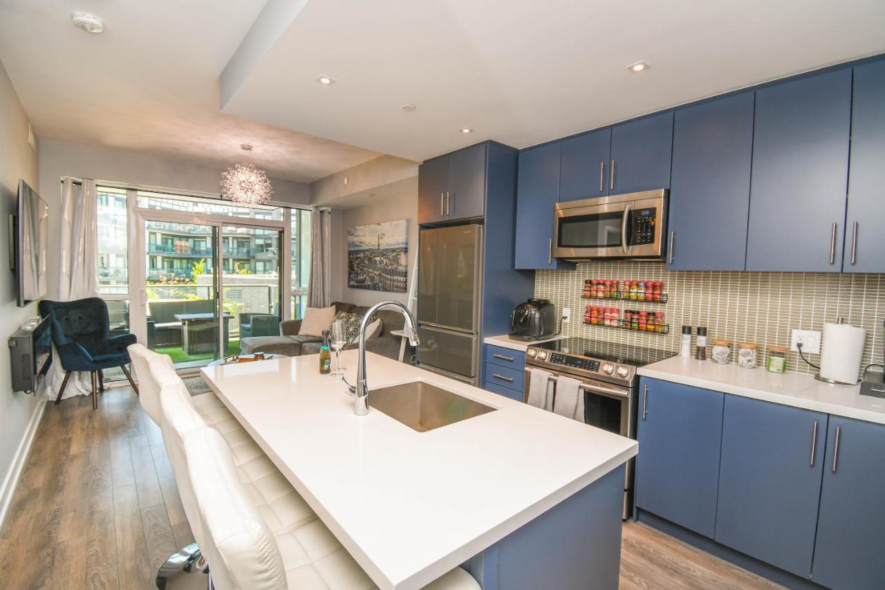 Innisfil Pet Friendly Condos At Friday Harbour מראה חיצוני תמונה