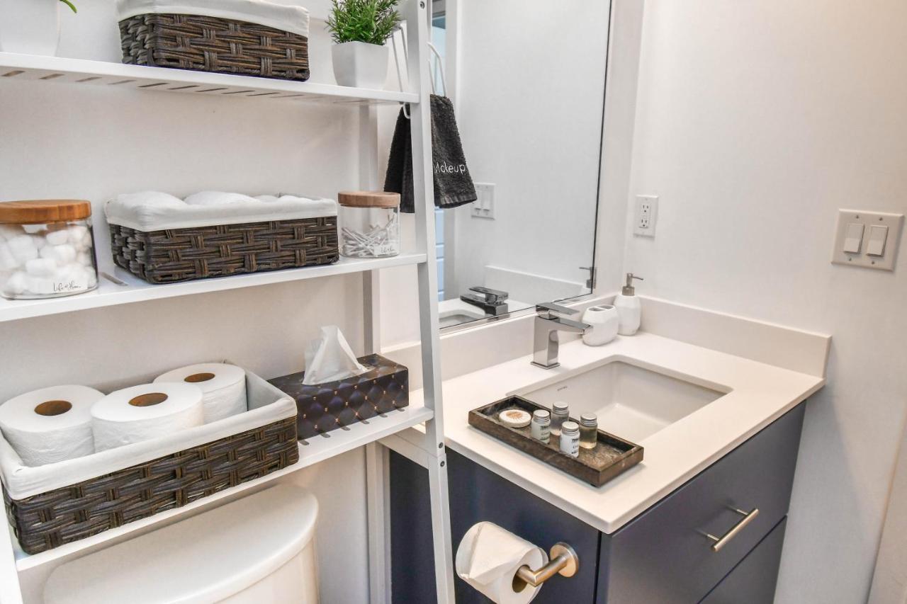 Innisfil Pet Friendly Condos At Friday Harbour מראה חיצוני תמונה