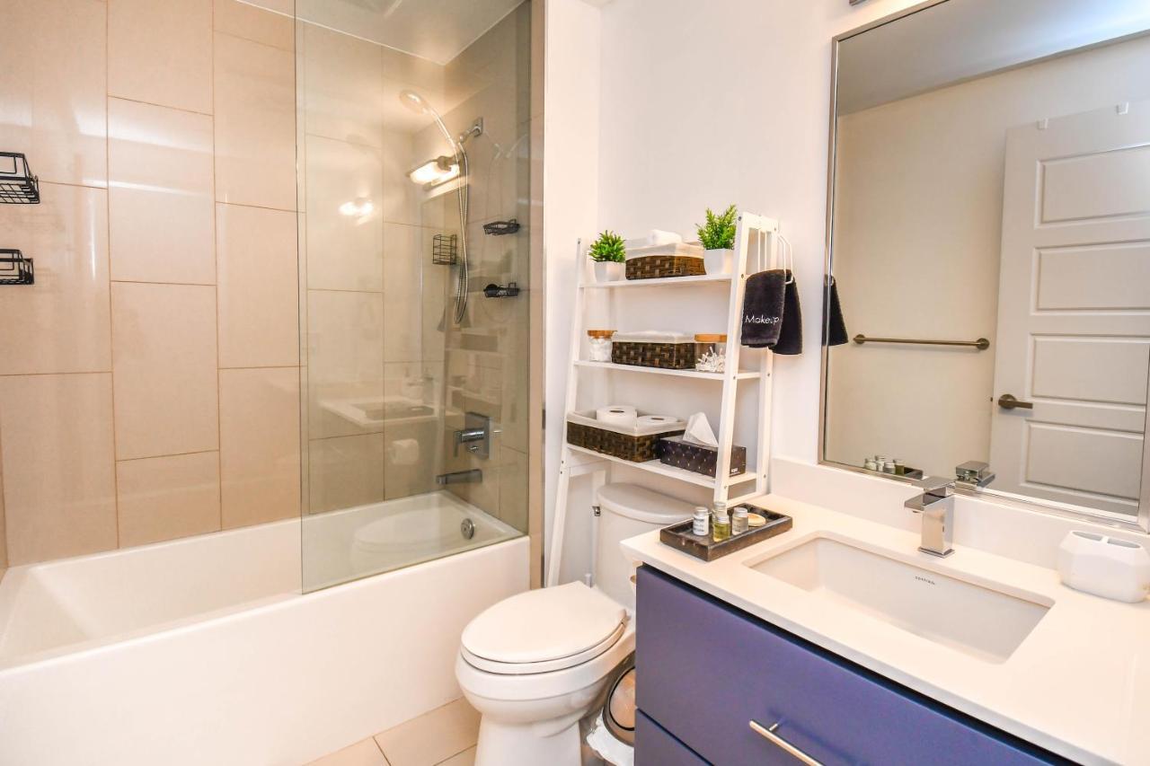 Innisfil Pet Friendly Condos At Friday Harbour מראה חיצוני תמונה