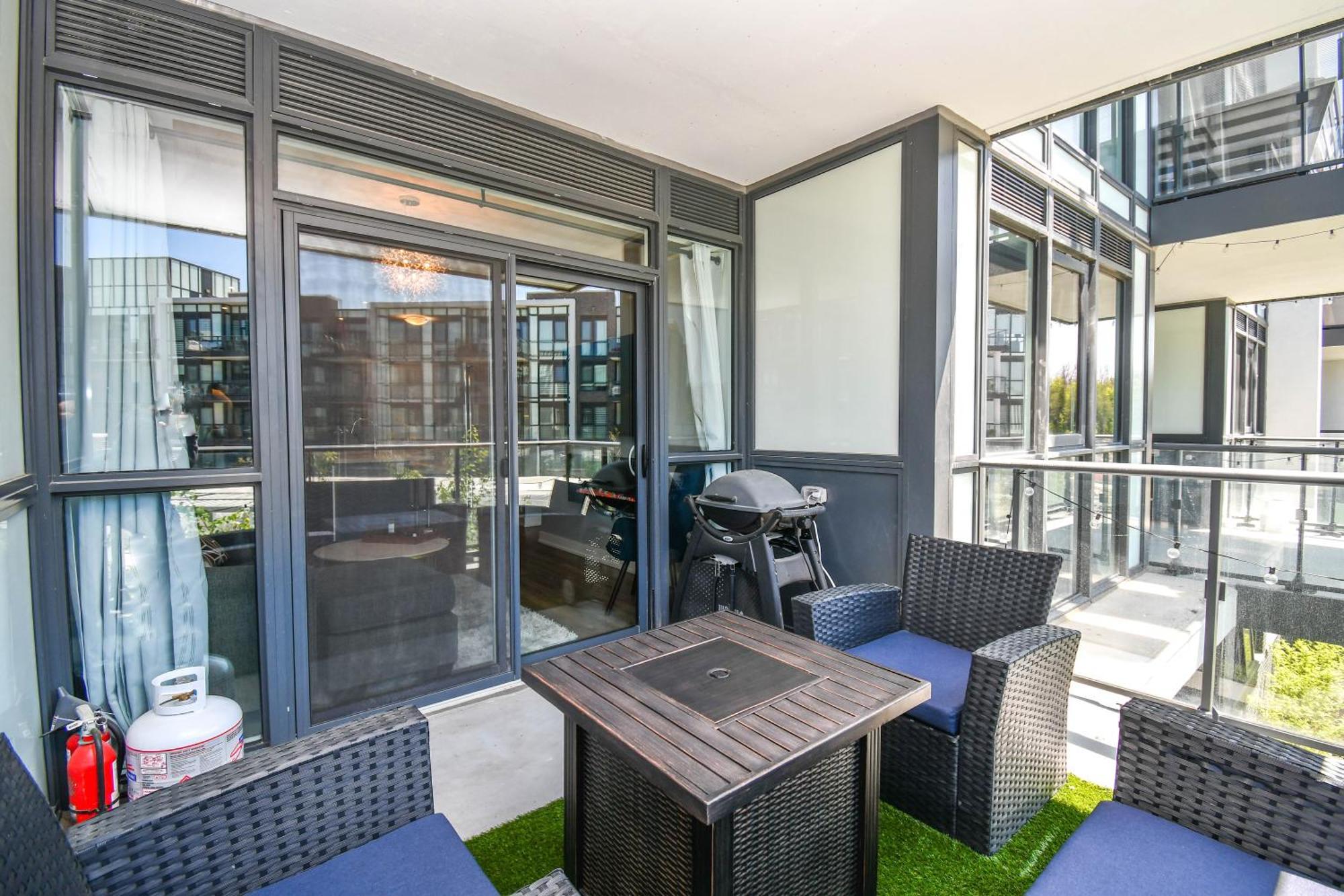 Innisfil Pet Friendly Condos At Friday Harbour מראה חיצוני תמונה